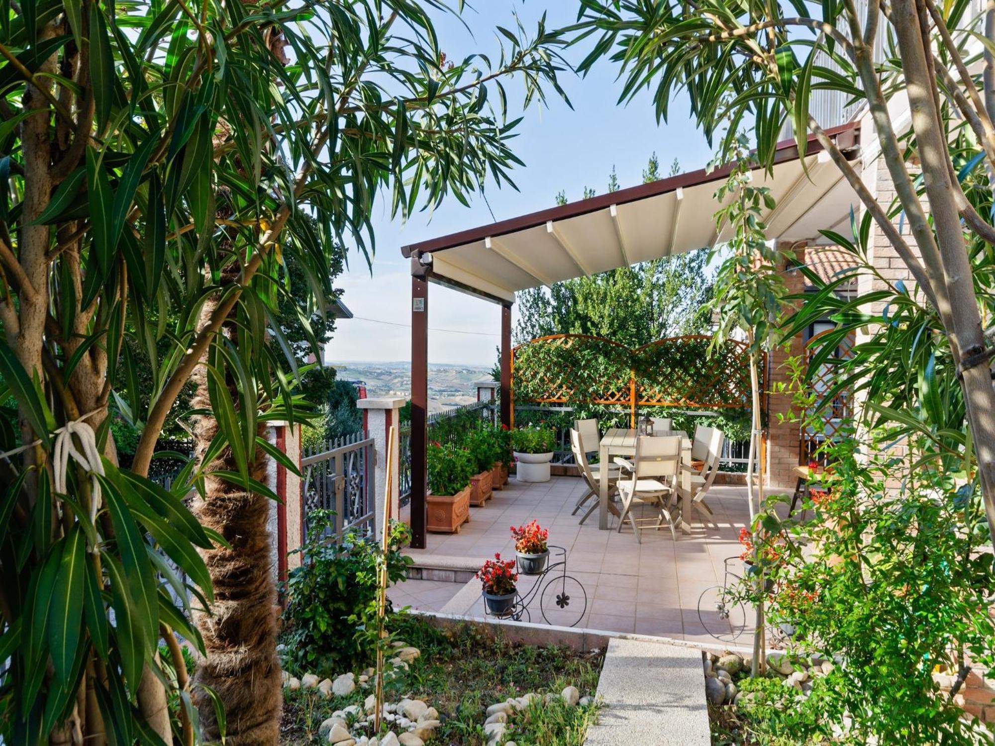 Pleasant Apartment With Courtyard Saludecio ภายนอก รูปภาพ