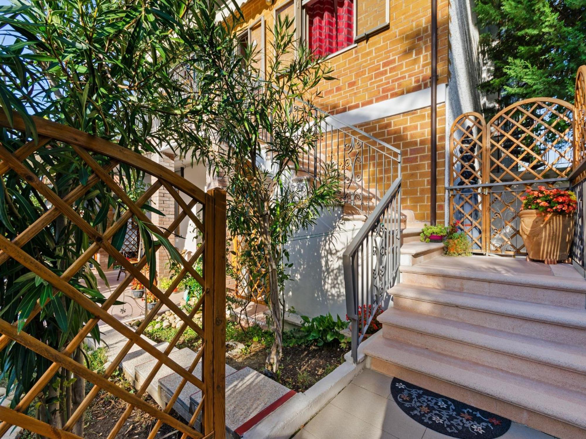 Pleasant Apartment With Courtyard Saludecio ภายนอก รูปภาพ
